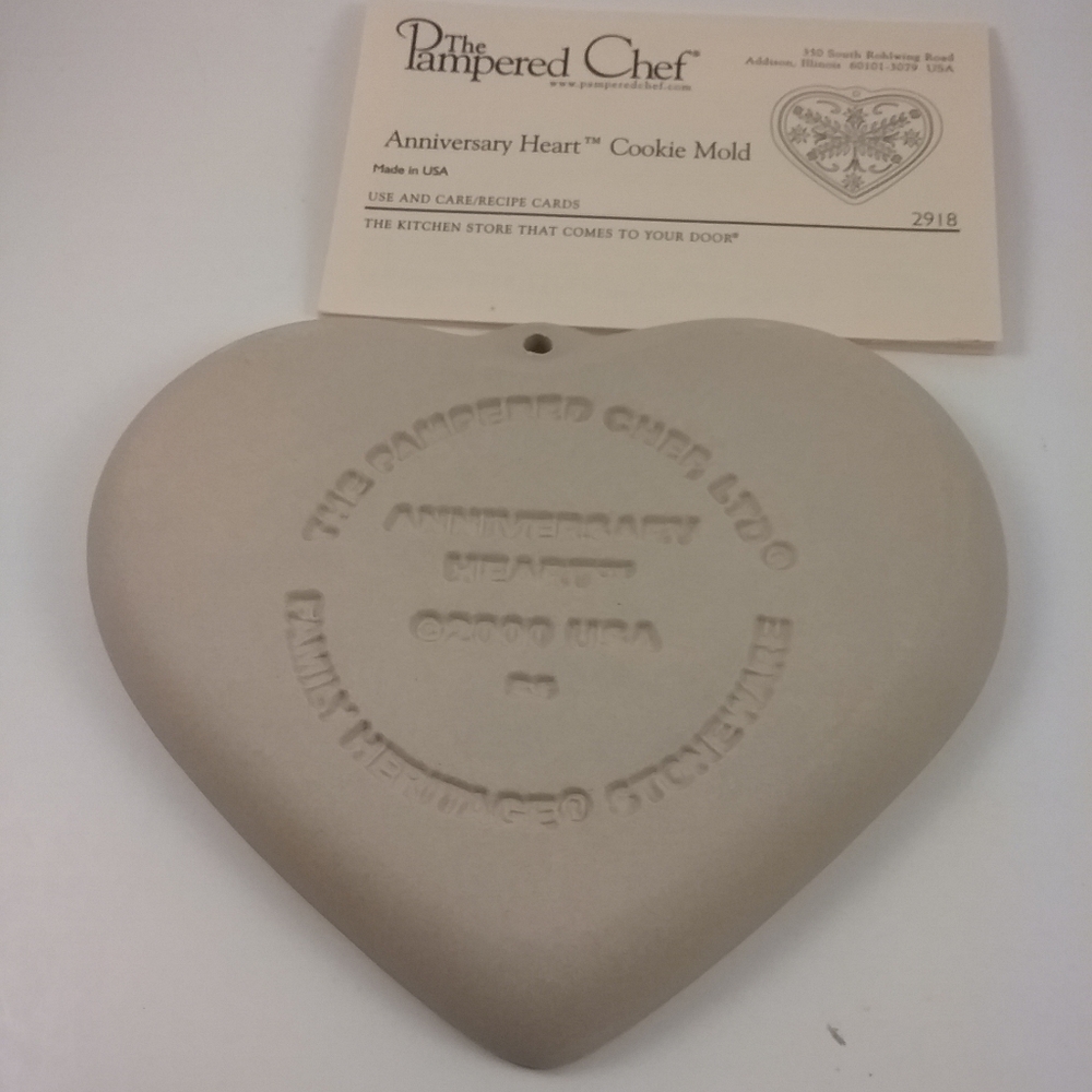 Pampered Chef Anniversary Heart Cookie Mold - Picture 3 of 6